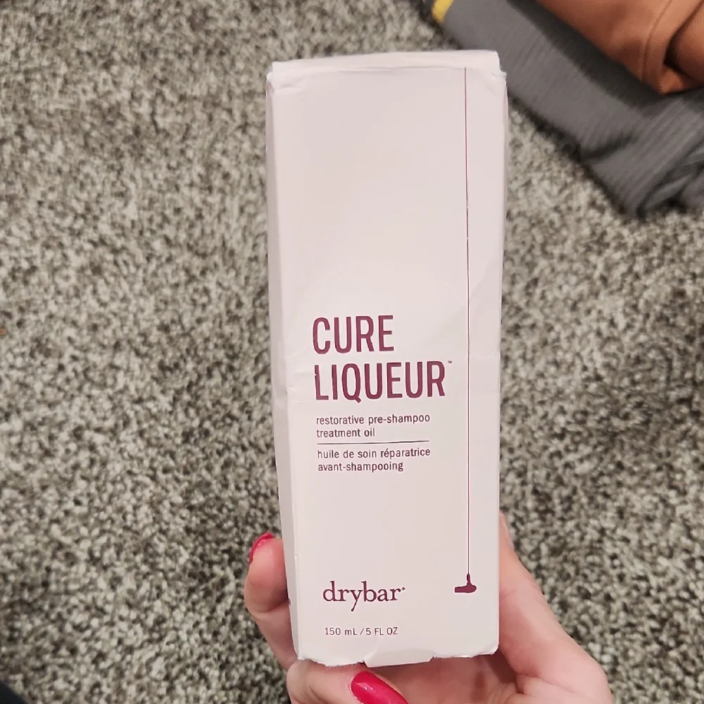 Drybar Cure Liqueur Pre-Shampoo Oil - White and Pink Packaging - Picture 1 of 6